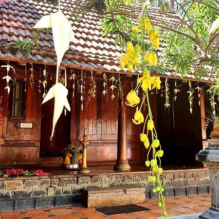 Thriphala Ayurveda Yogashram Apartman Thiruvananthapuram Kültér fotó
